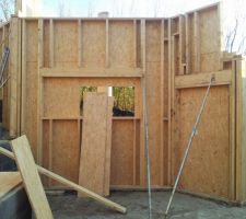 Pose des panneaux bois