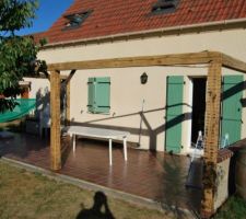 Mise en place de la structure bois
Poutre en ch&ecirc;ne 15x15  vieille de 17ans