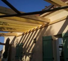 Pose des bastaings bois sur murali&egrave;re