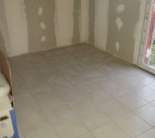 Carrelage bureau, idem que dans le cellier