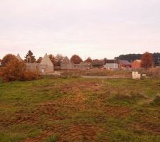 Le voisin  commence ses travaux