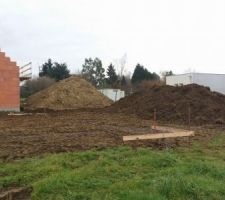 Le voisin  commence ses travaux