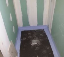 Pr&eacute;paration de la douche a l italienne...