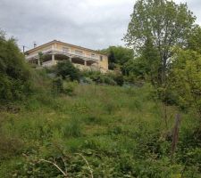 Premi&egrave;re venu sur le terrain.