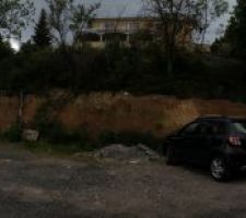 Vue panoramique &agrave; partir du parking.