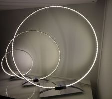 Luminaires cercle LED achetes en Allemagne (Fribourg Möbel Braun et XXL)