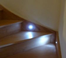 Escalier hetre 1/2 tournant ajout spot leds