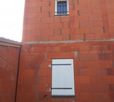 Maison vue de derri&egrave;re