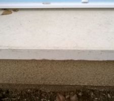 Materiau d\'occasion ou travail mal effectue, nous l ignorons mais nous n\'avons pas pay&eacute; une maison d occasion