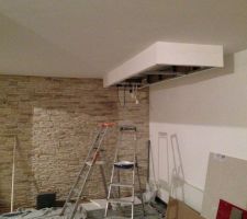Coffrage installé, 1ere couche de peinture...