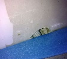 Les défauts qui vont m'embêter lors de la pose du carrelage. comme quoi rien n'est parfait.