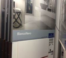 Pour la petite salle de bain du bas