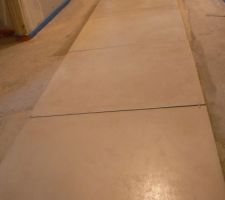 D&eacute;but du couloir pour les chambres...