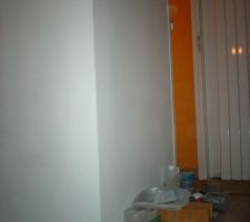 Toilettes du haut que nous avons enti&egrave;rement batti puisqu'il n'existe pas.