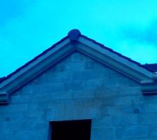 Close-up sur le fronton