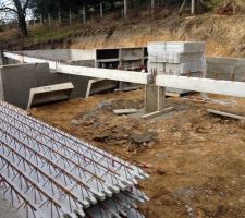 Vide sanitaire sur la partie sup&eacute;rieur.