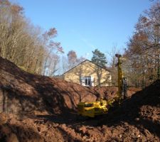 Installation pour réalisation des micro-pieux