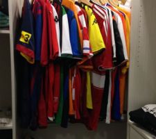 Penderie du dressing, déjà envahie...