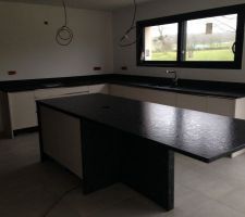 Cuisine et granit installé