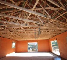 Charpente et couverture fini!