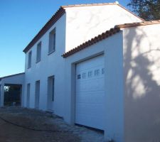 On a fait ça!
Bon ben y reste encore l'intérieur...