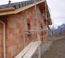 &eacute;chafo en vue du cr&eacute;pis....