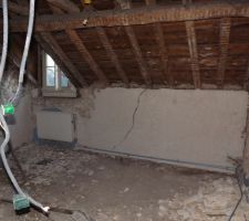 Fissure mur &agrave; la chaux