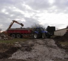 Enlevement des terres de terrassement