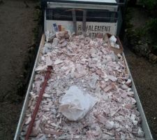 Et voil&agrave; les gravats !