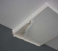 Dégat des eaux plafond