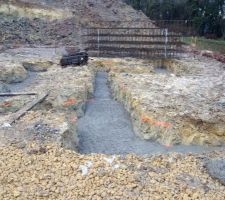 Coulage du premier niveau des fondations terminé