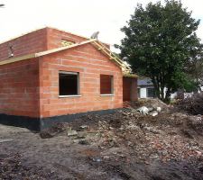 Tentative d'enlèvement de la benne n°4 ... Benne partie.