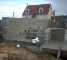 La future entr&eacute;e du garage