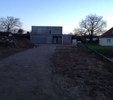 Allée en concassé béton