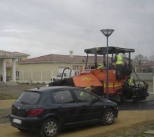 Le lotissement a d&eacute;sormais de belles routes