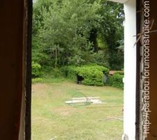 Percement de l'allège de la chambre AR