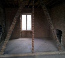 Démolition des murs en torchi plâtre