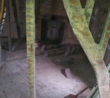 D&eacute;molition des murs en torchi   pl&acirc;tre