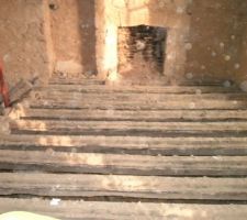 D&eacute;molition du plancher bois entre RDC et Sous Sol