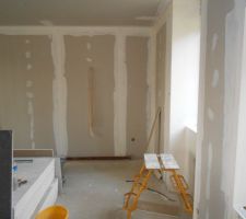 Doublage RDC termin&eacute; avec les bandes et les enduits