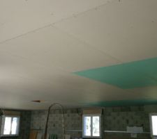 Plaque de placo plafond fini