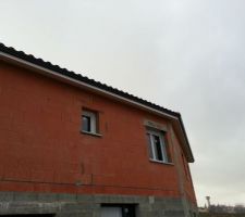 Goutti&egrave;res! en place