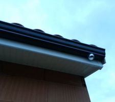 Goutti&egrave;res! en place