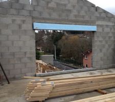 Voila la photo avec les seuils de fen&ecirc;tres fini.