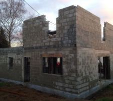 &Eacute;l&eacute;vation des murs de l &eacute;tage