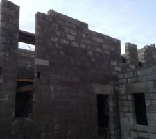 &Eacute;l&eacute;vation des murs de l &eacute;tage