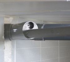 Tuyaux d'évacuation dans le VS - raccordement 40/100