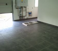 Carrelage du garage terminé