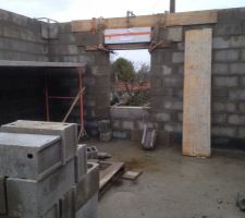 Mise en place des coffres de volet &agrave; l &eacute;tage