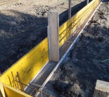 Ferraillage soubassement vide sanitaire interrompu au droit de l'entr&eacute;e du VS